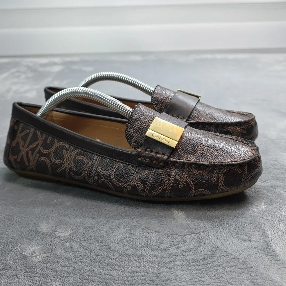 Calvin Klein Lisa Loafers Women's Size US 7.5 B Brown‎ CK Print